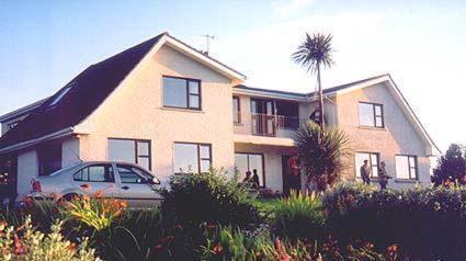 Decourcey'S Hazelbrook Farmhouse B&B Cleggan ภายนอก รูปภาพ